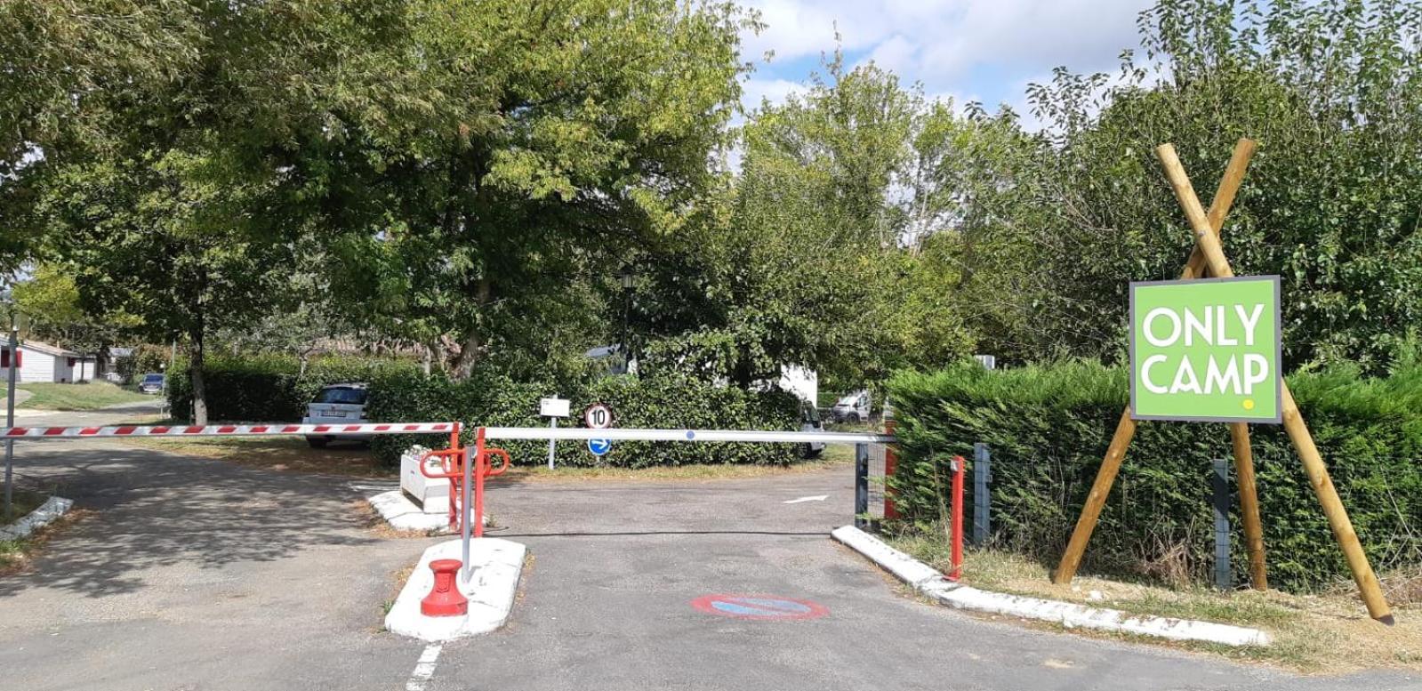 Camping Onlycamp L'Argente Condom Zewnętrze zdjęcie
